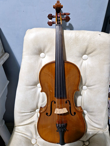 Vintage violin full - violin,